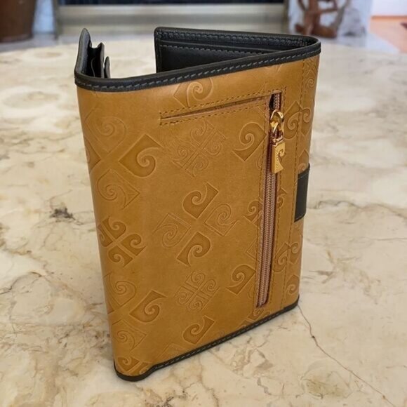 NEW! Pierre Cardin Leather Bifold Wallet RARE! - Picture 6 of 14